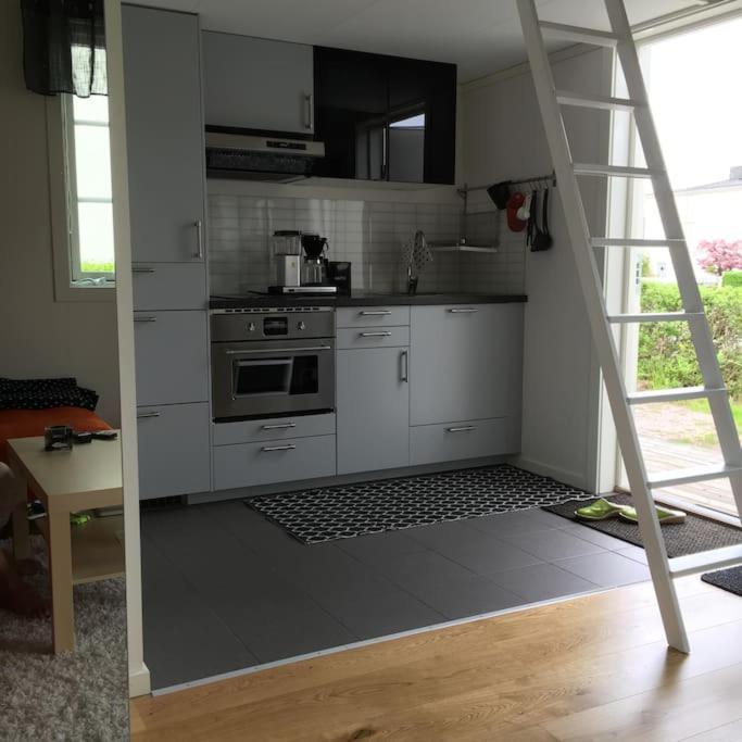 Tiny House! Villa Västervik Екстериор снимка